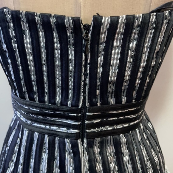 BCBGMaxAzria Black White Strapless Party Dress - Picture 10 of 14